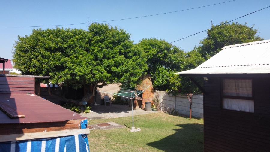 4 Bedroom Property for Sale in Dwarswegstrand Western Cape